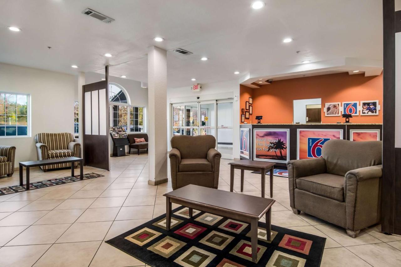 Hotel 6-canton, Ga